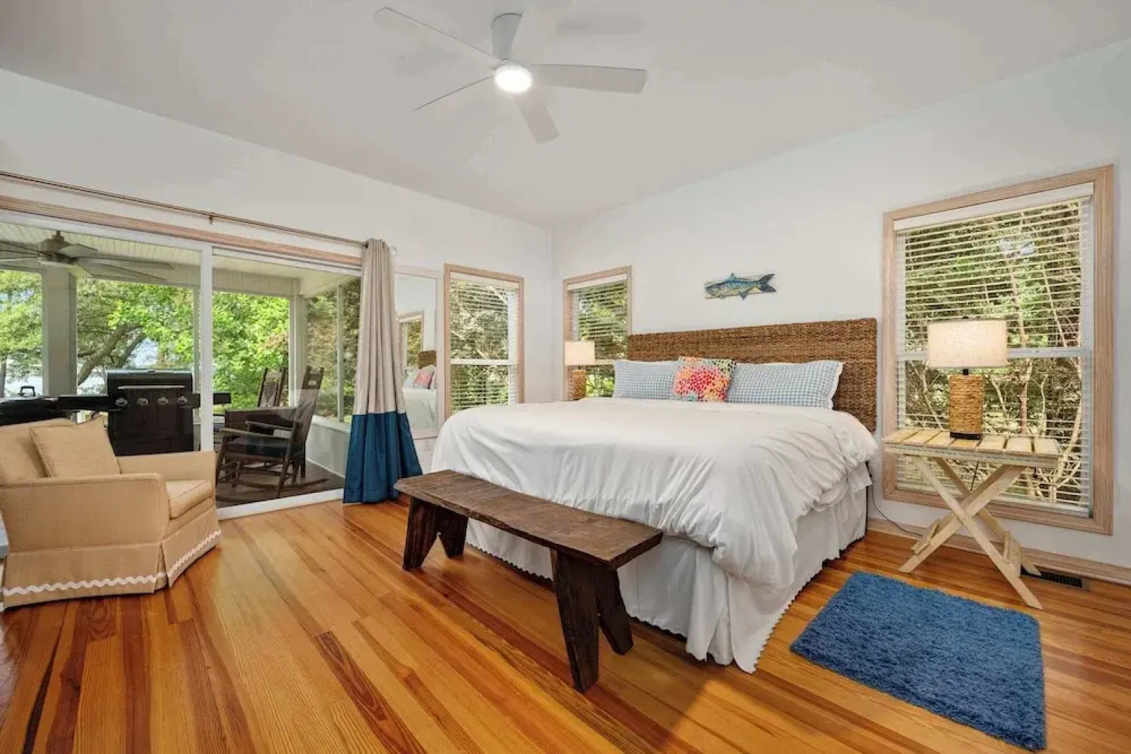 Secluded Waterfront Retreat for 23 Dock, Pets OK