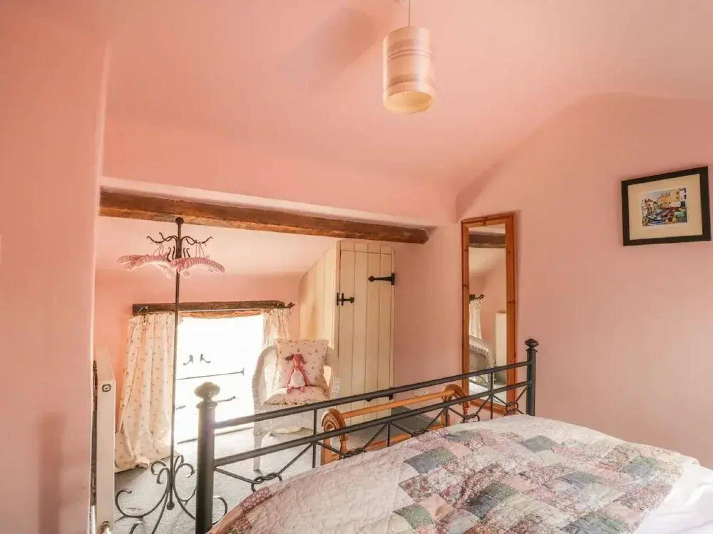 Honey Bee Cottage
