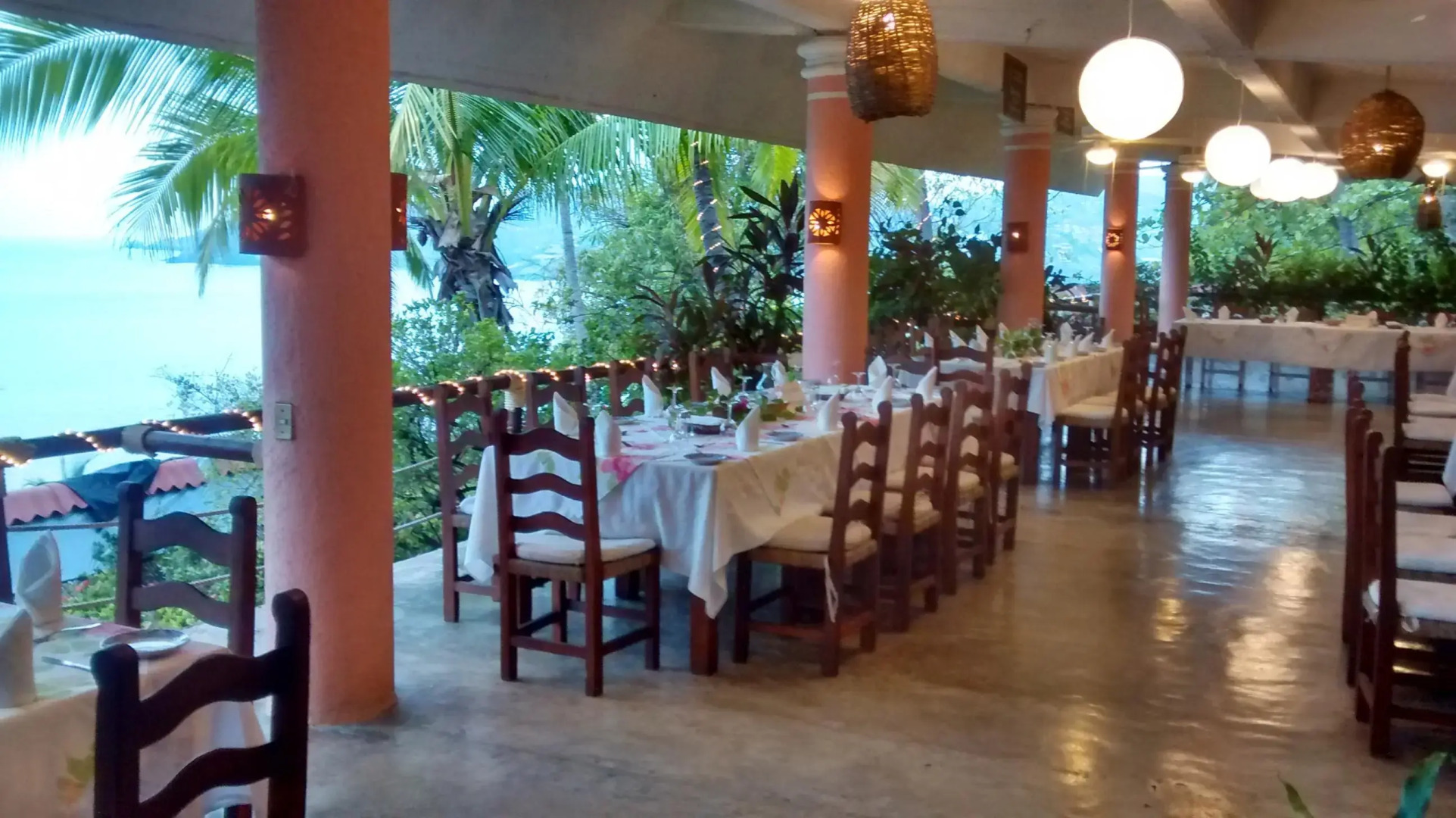 Catalina Beach Resort