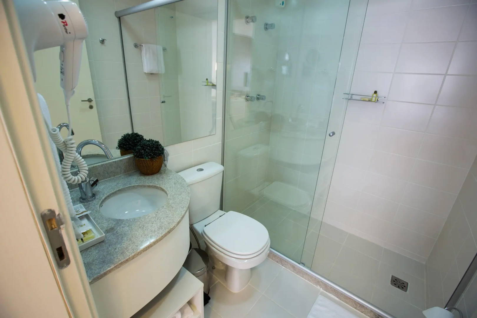 Hplus Vision Executive