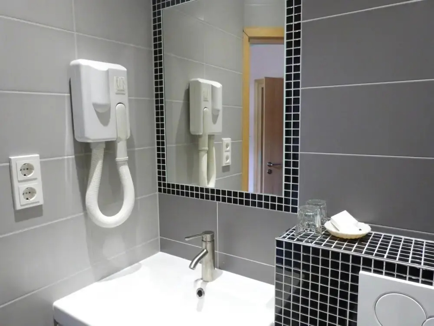 Hôtel - Restaurant Victor Hugo