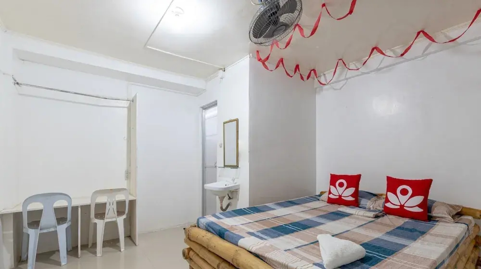 Iloilo Paraw Beach Resort