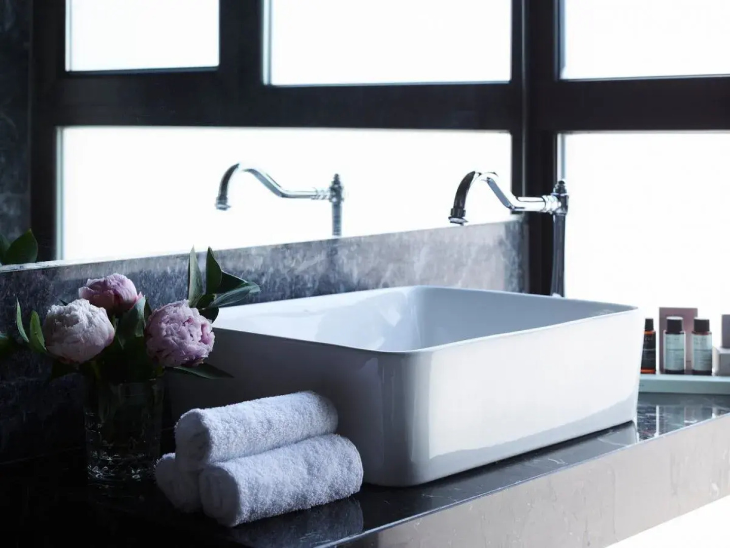 Отель Brown Acropol