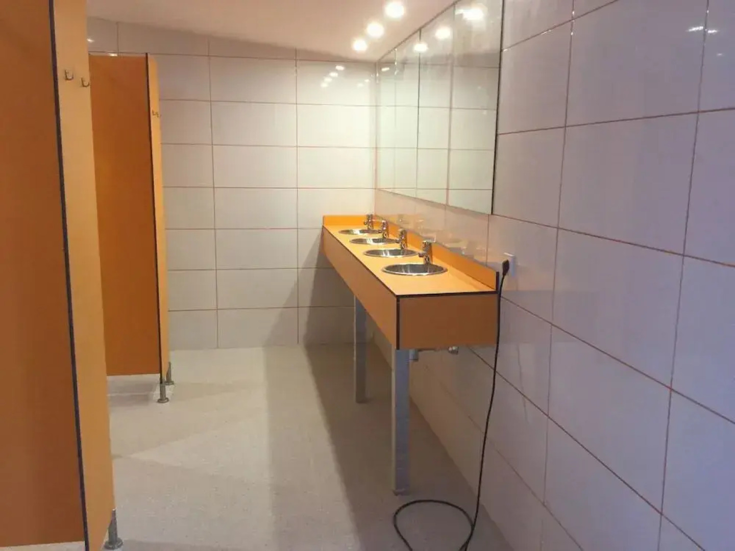 Hostel Alberg Binicanella