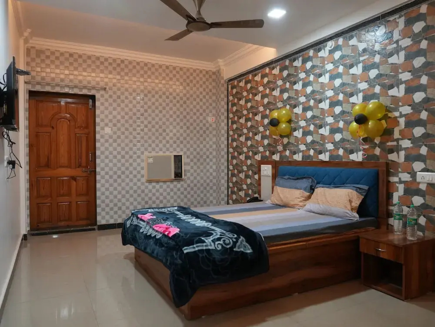 Hotel Nakshtra, Shrungartali