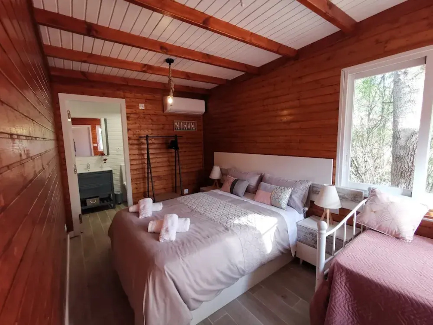 Casa Orilla el Lago by JITKey