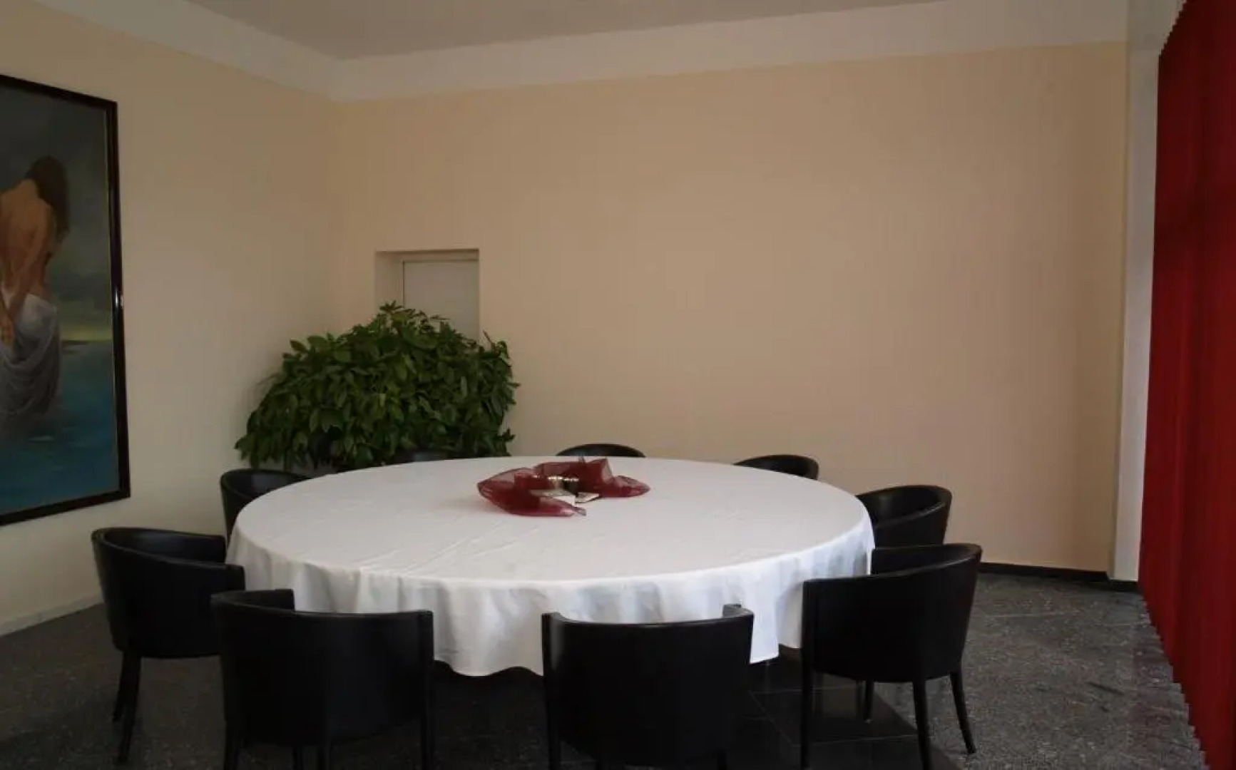 West Hotel an der Sächsischen Weinstrasse