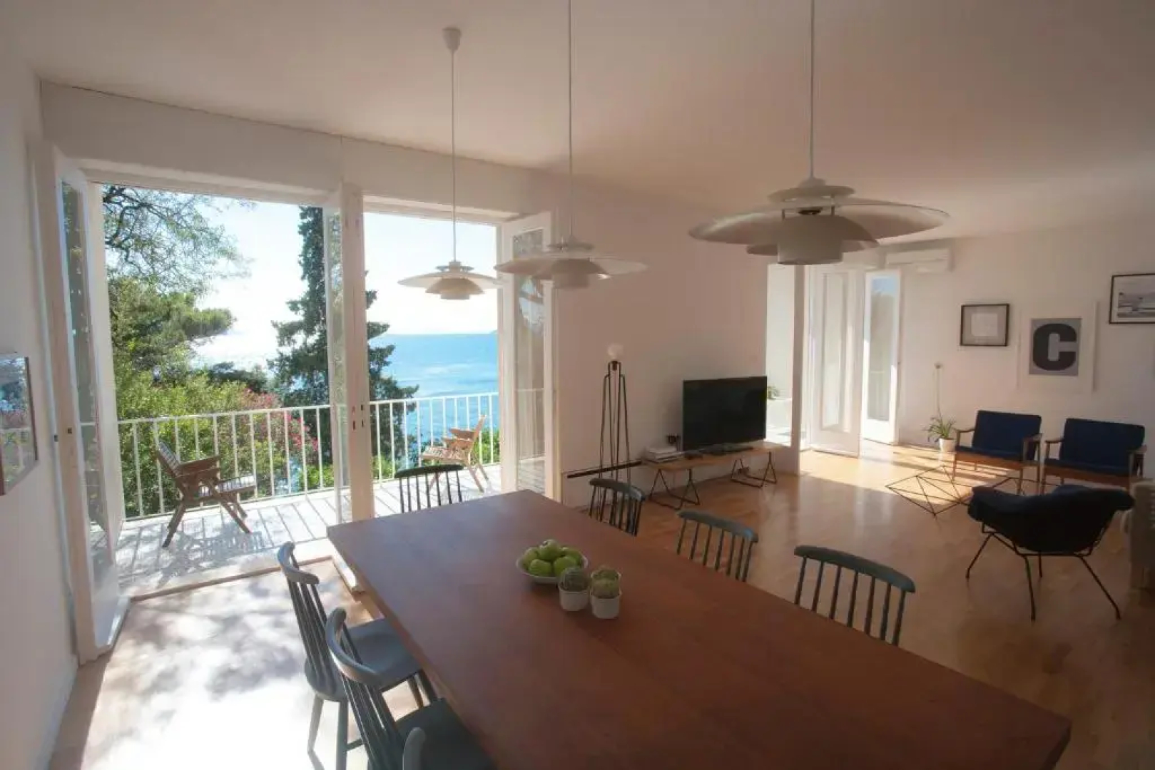 Holiday Home Spot
