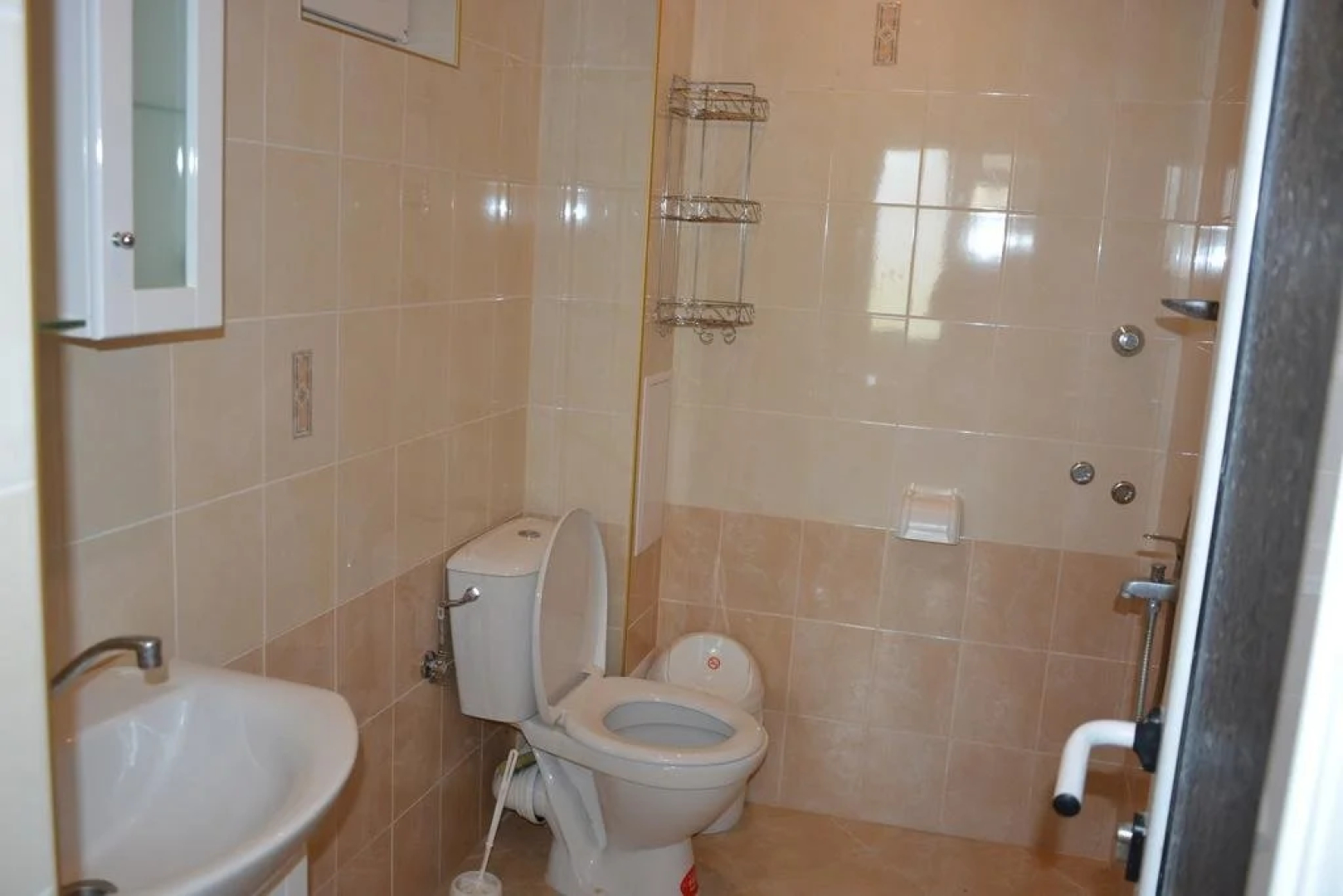 Guest House Dora