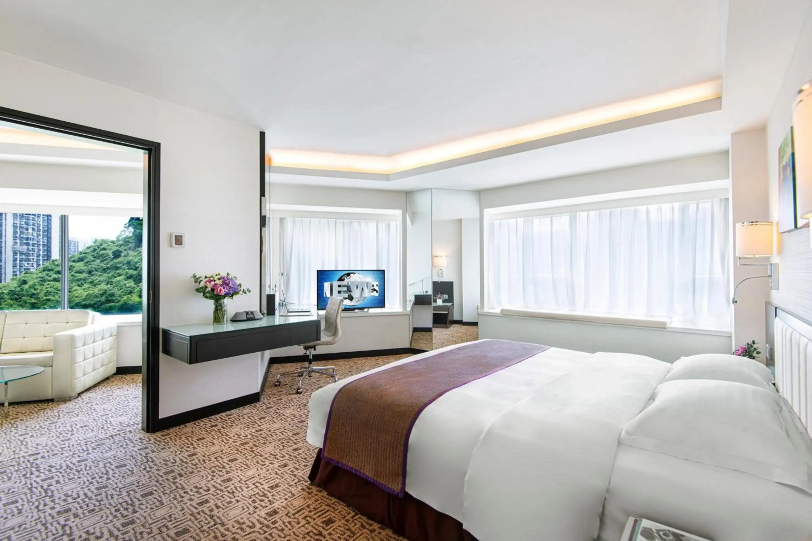 Regal Riverside Hotel