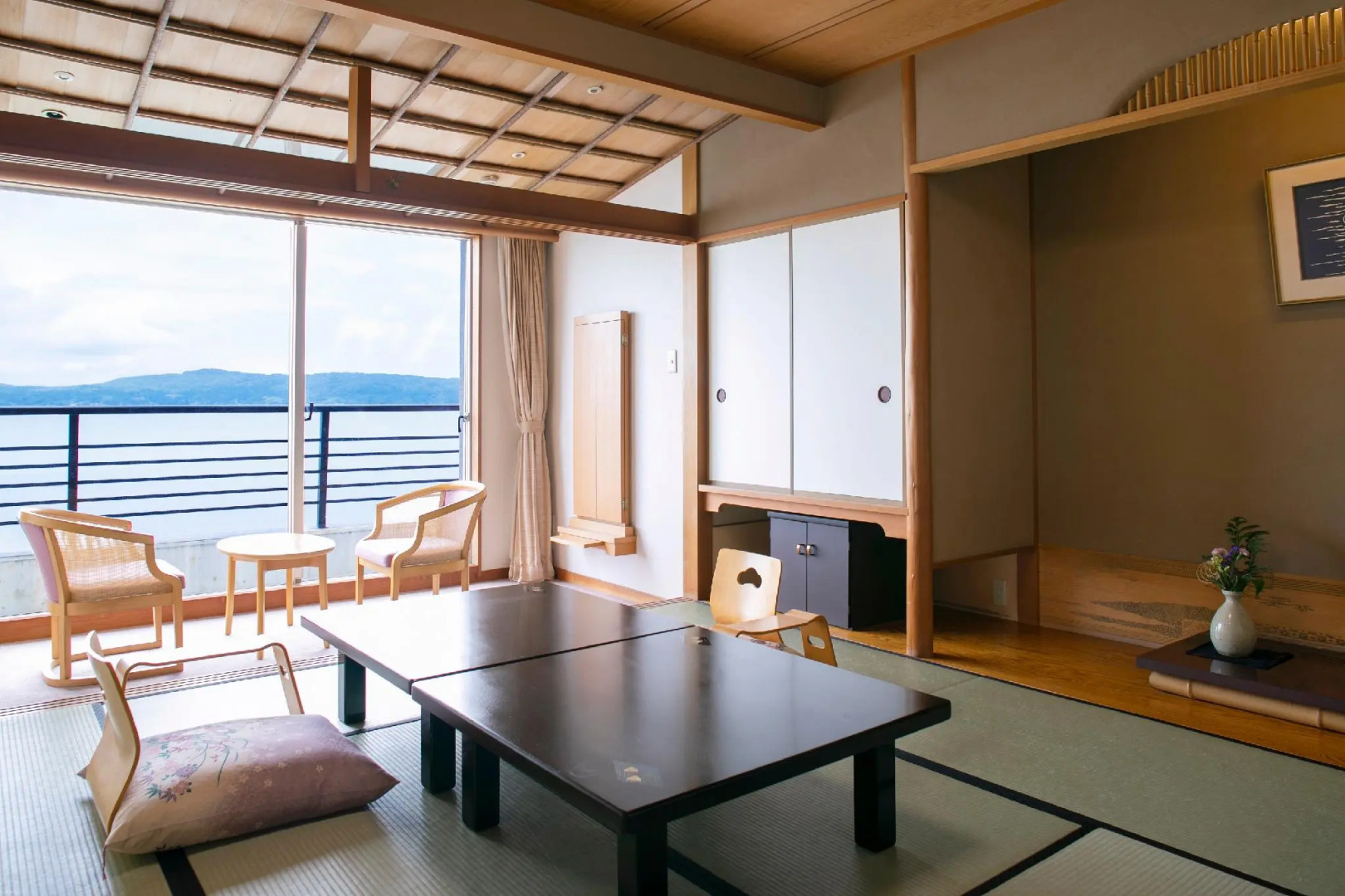 Yukemurino-Yado Biwanso