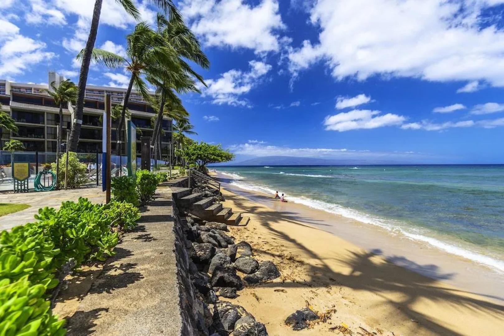 Kaanapali Shores Studio 742 Studio Bedroom Condo by RedAwning