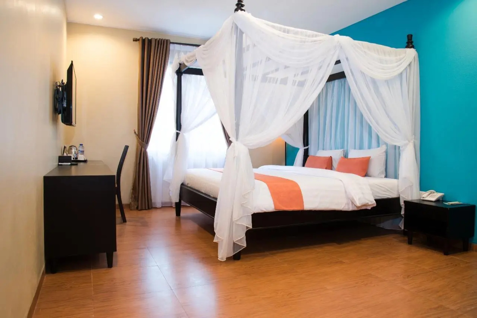 Capital O 1662 Ole Suites Hotel