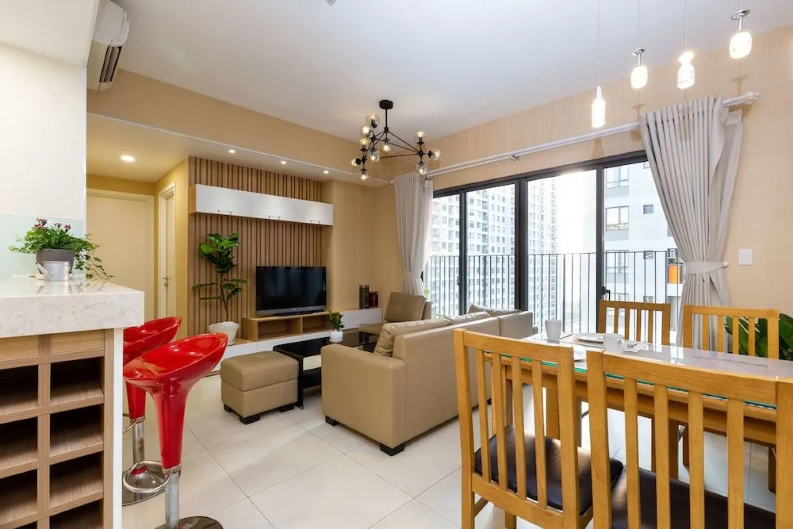 Ellie Apartment & Hotel Sai Gon