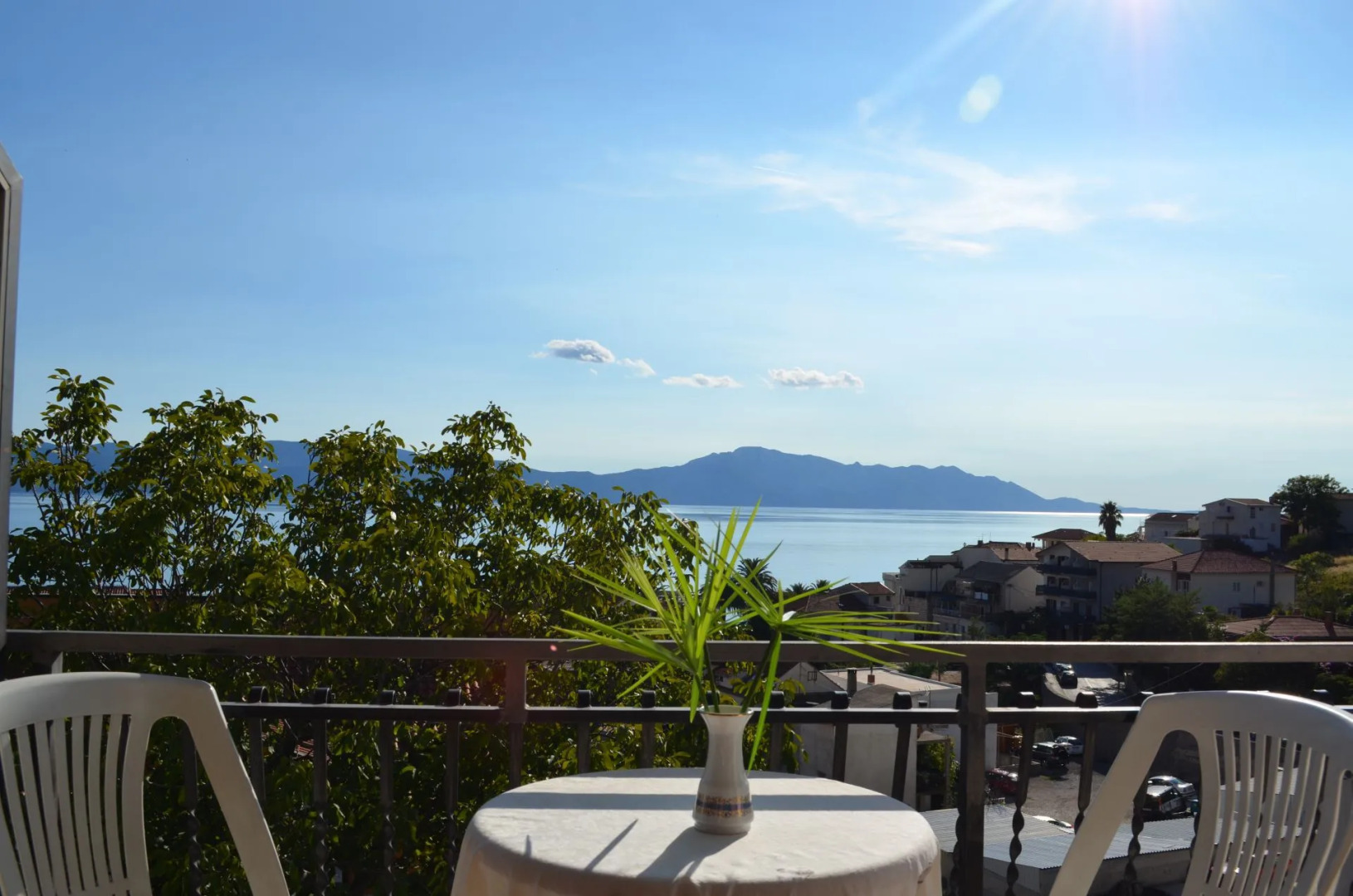 Apartment Jozo - 150 m from pebble beach: A2 Gradac, Riviera Makarska