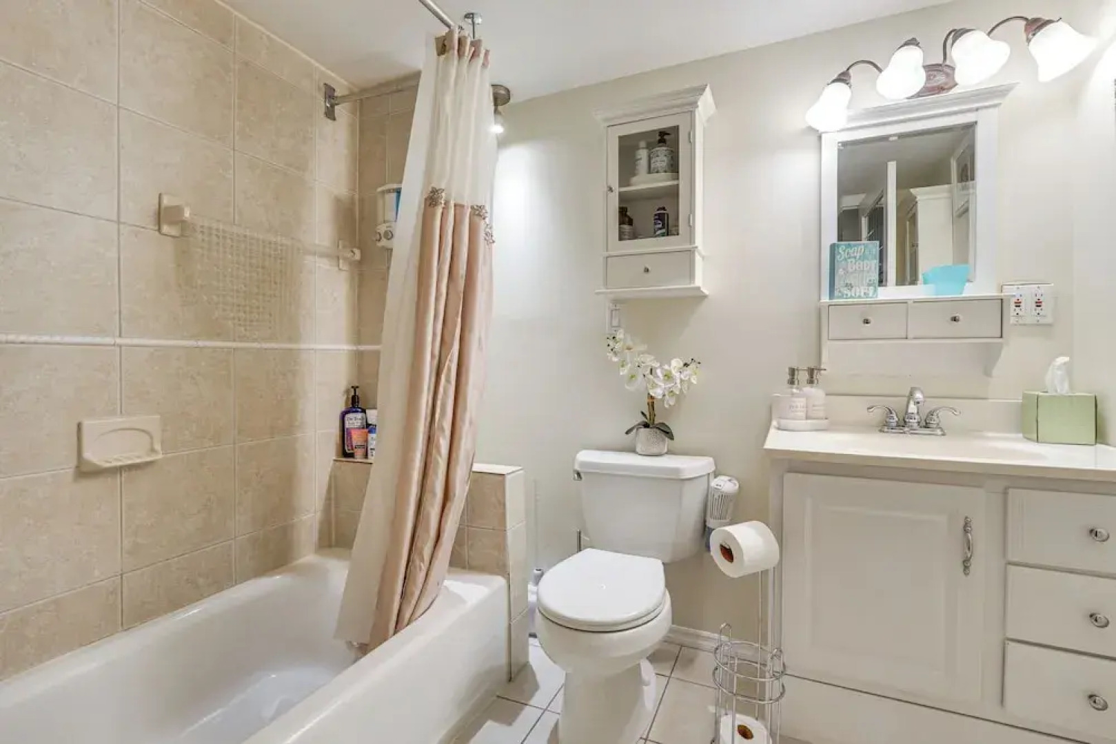 Walkable Poughkeepsie Apartment w/ Shared Yard!