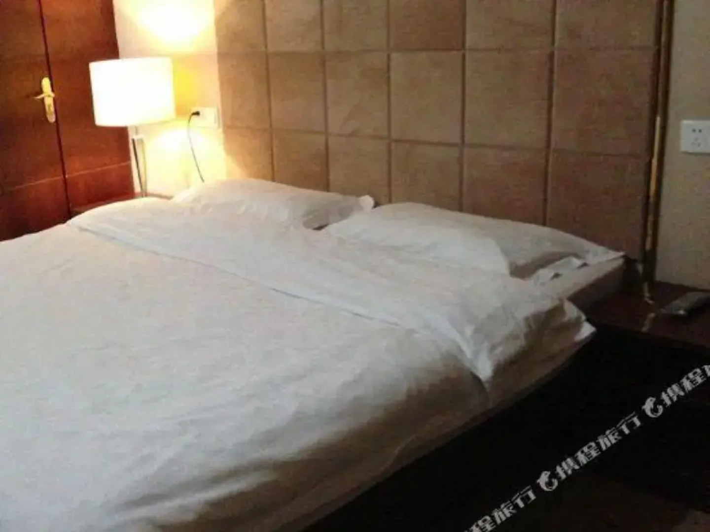 Yufeng Business Hotel