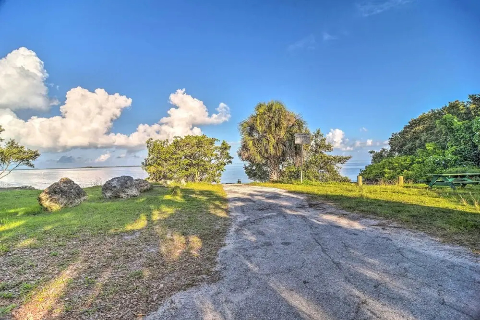 Quiet Crystal Beach Hideaway - Steps to Shoreline!