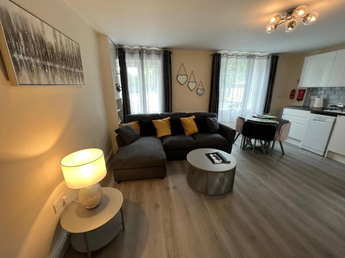 Beautiful 1 BD Ground Floor Apt on the edge of Street and Glastonbury in Somerset