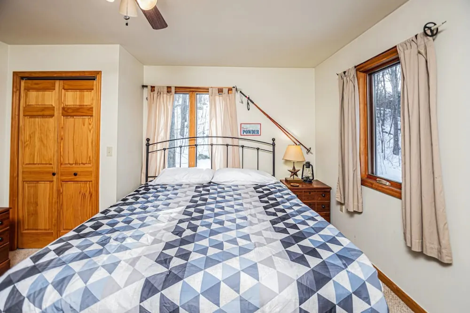 Rocky Adventures Five Bedroom Holiday Home