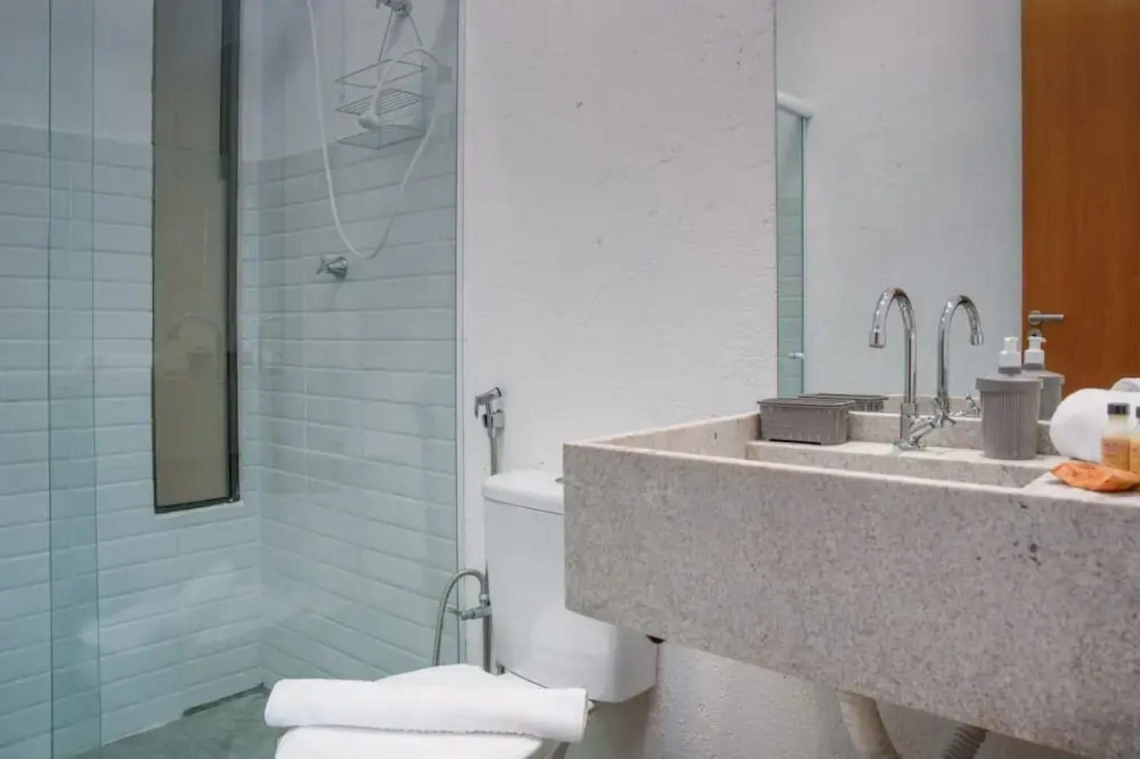 Bel Ssima Casa c Piscina Privativa 5min da Praia