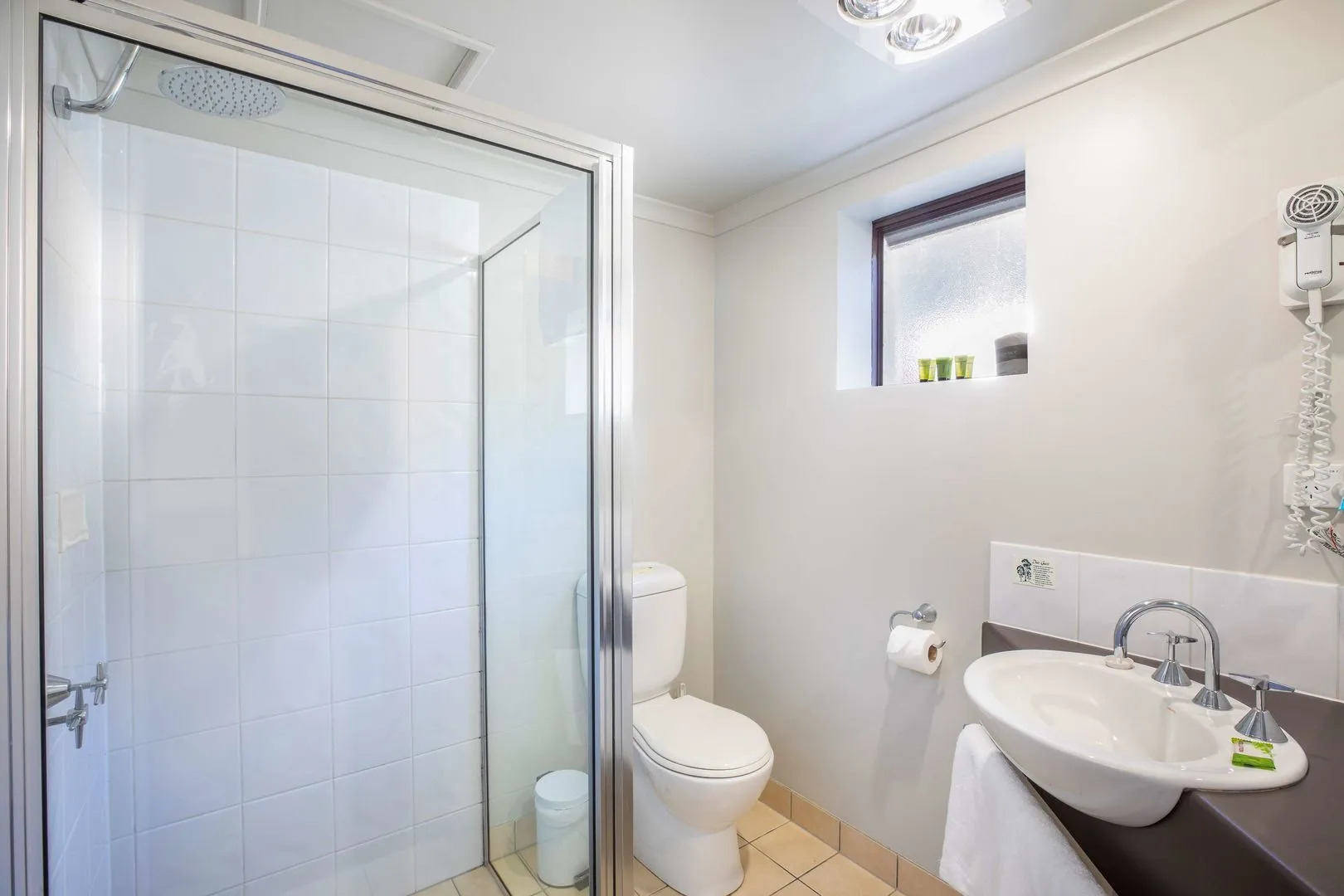 Nightcap at Riverside Hotel