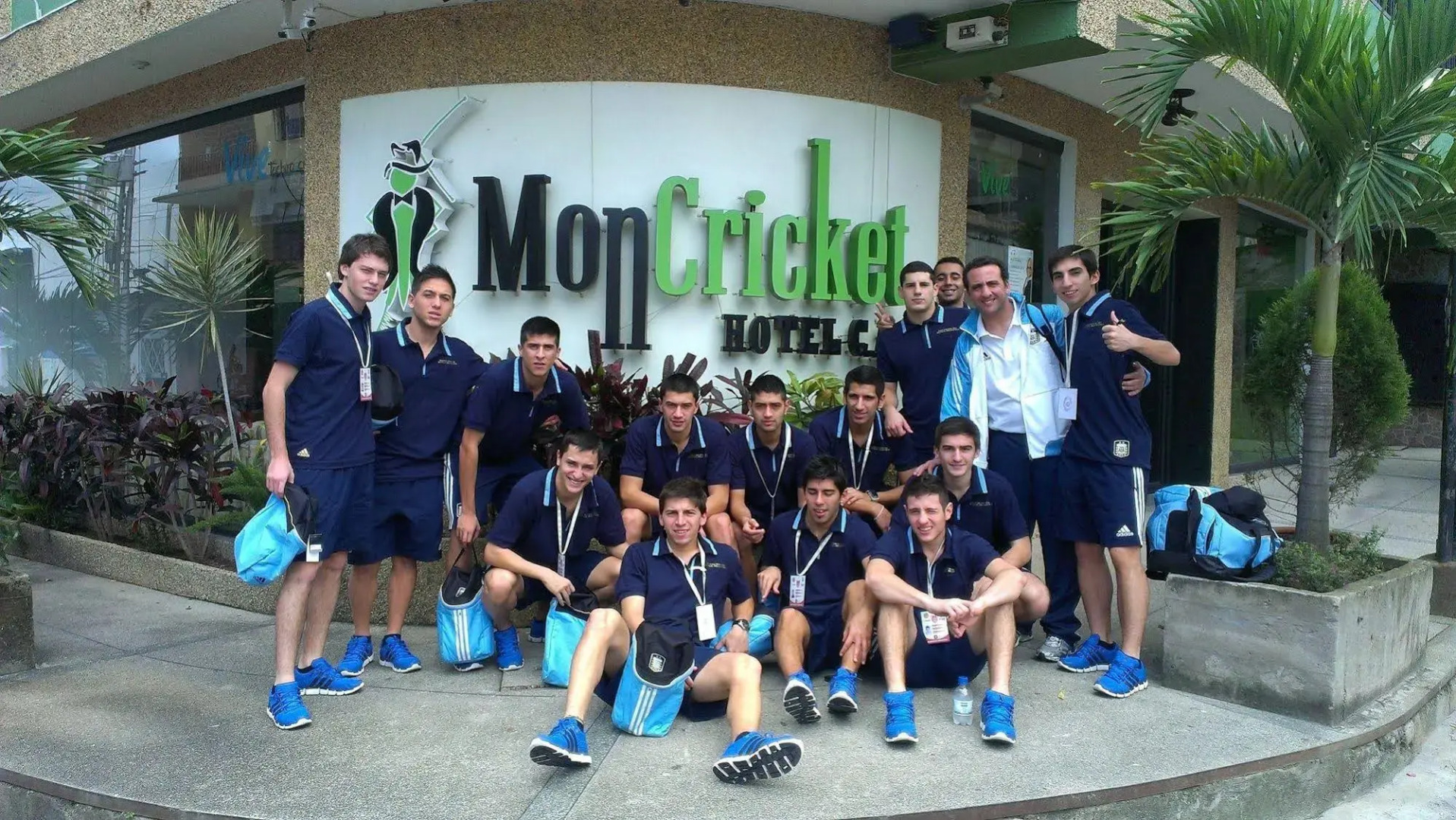 Mon Cricket Hotel