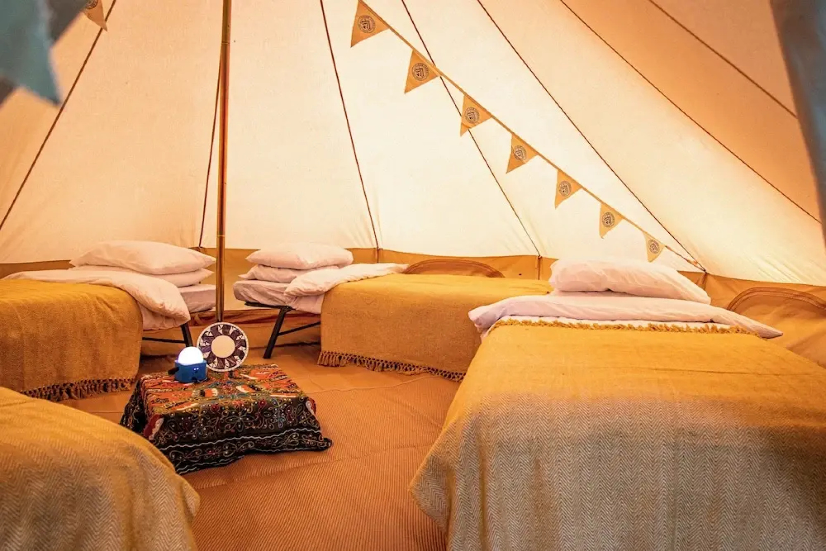 Nine Yards Bell Tents @ the TT Castletown