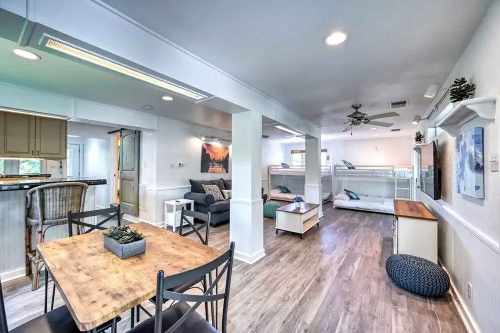 Luxury Riverfront Oasis W/boat Dock-grill-firepit!