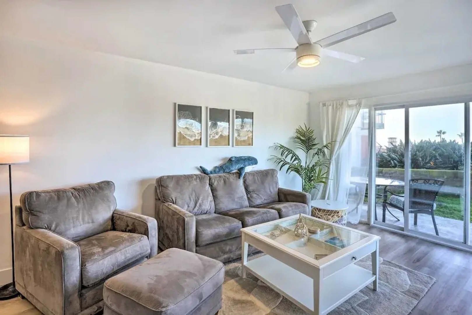 San Clemente Condo w/ Gorgeous Views: Near Beach!