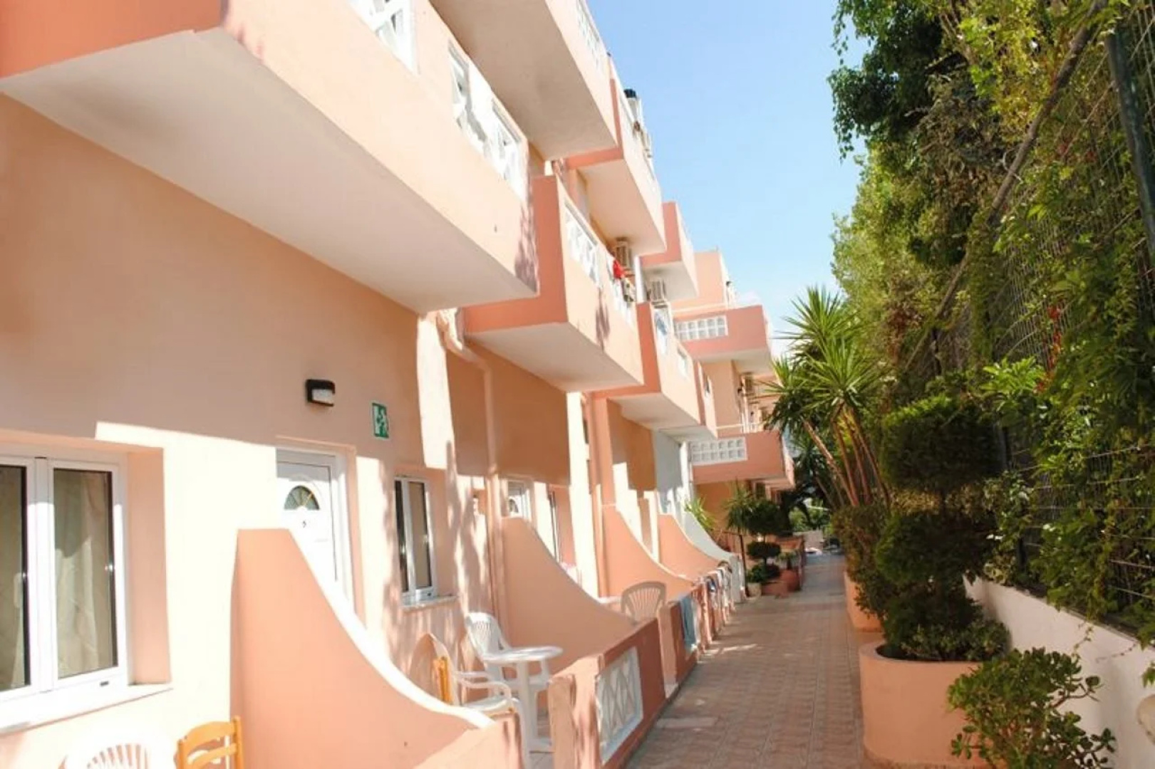 Primavera Beach Hotel