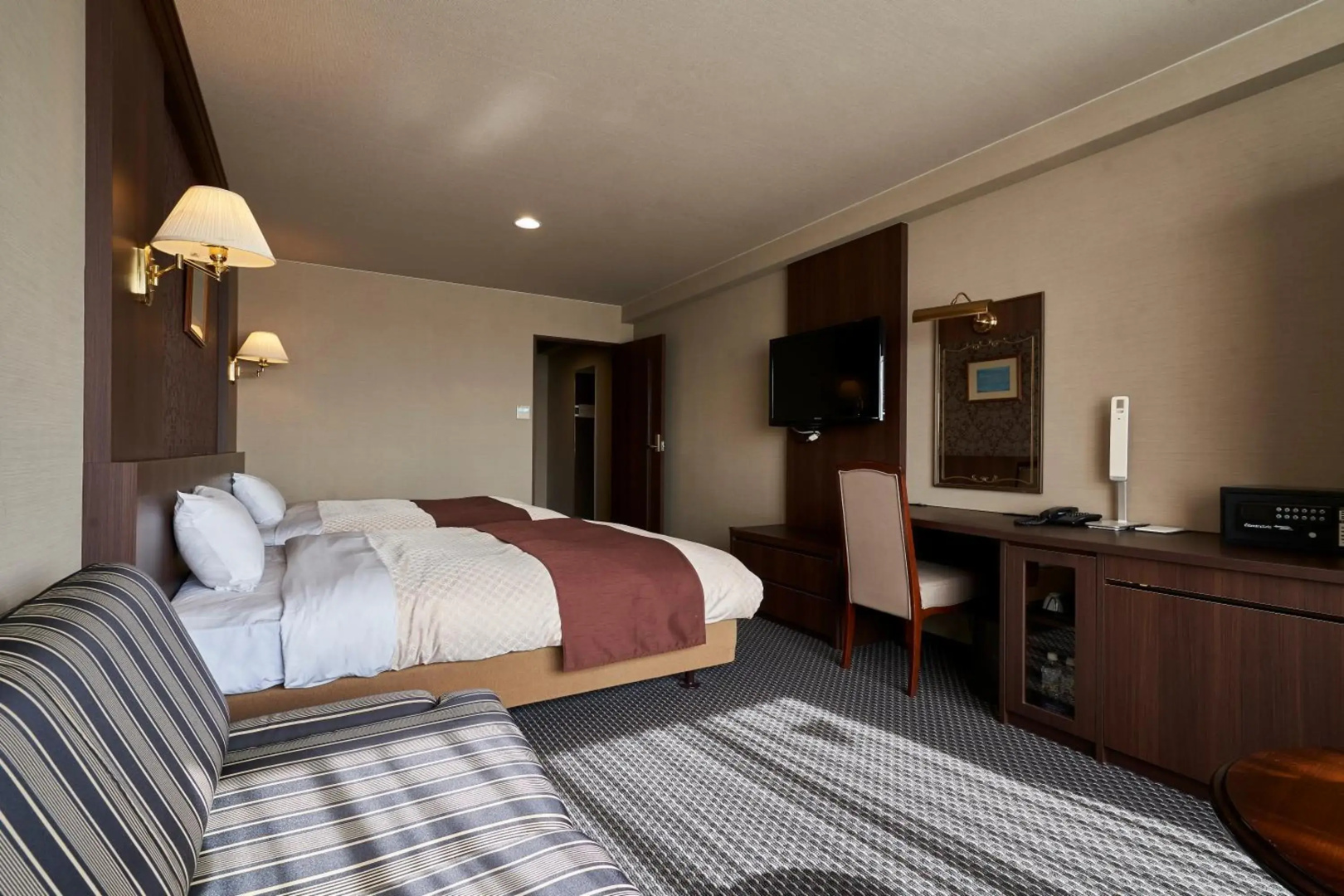 Tsukasa Royal Hotel