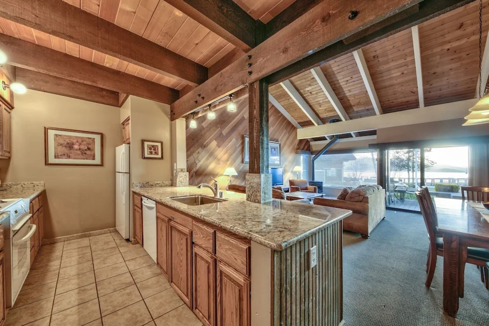621 Lakeview