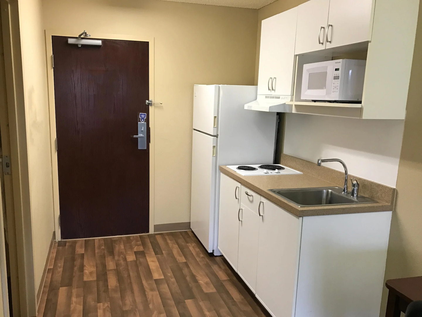 Extended Stay America Select Suites Detroit Farmington Hills