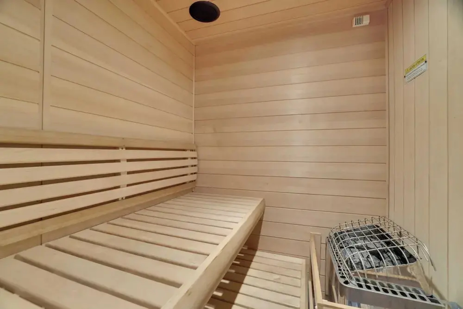 Grateful Escape Avantstay Hot Tub, Sauna, Deck, Firepit, Beach Access