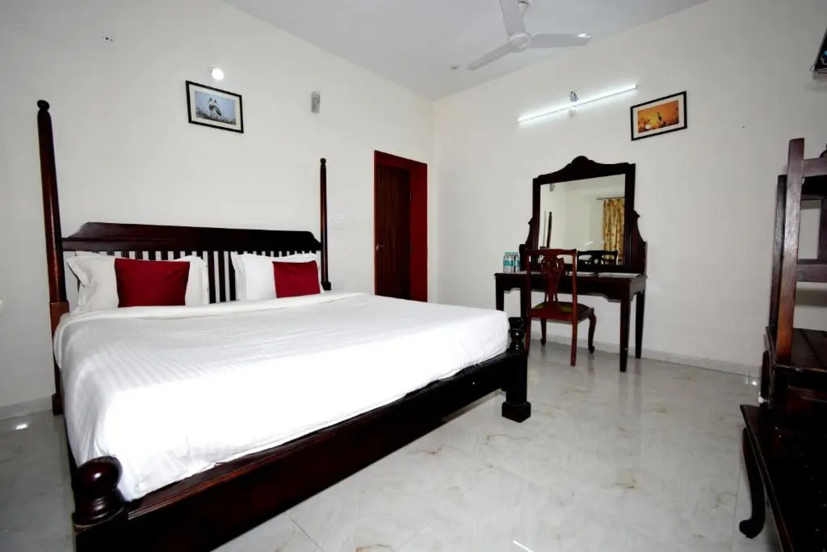 The Sky Imperial Jungle Camp Resort