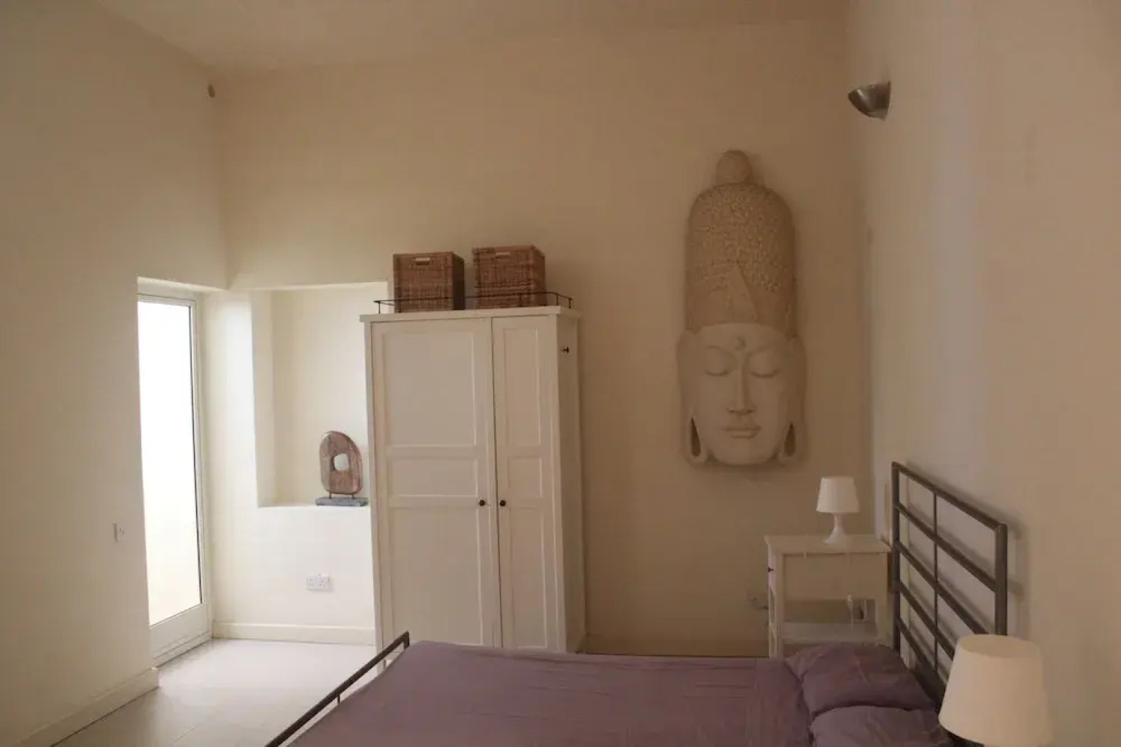 Stylish, Modern, Central Apartment in St Julians, Malta - Sleep 4