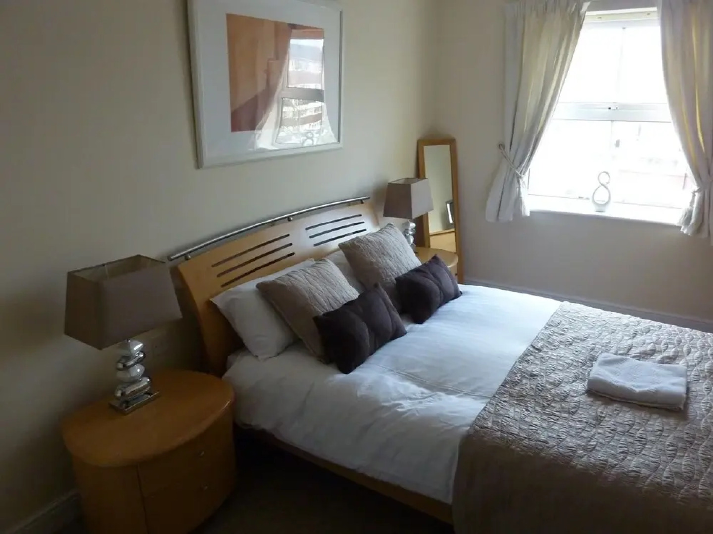 Maple House Serviced Apartments