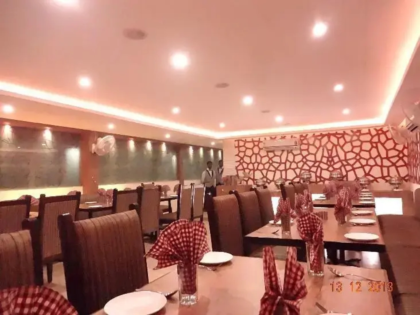 OYO 2155 Hotel Wardhman