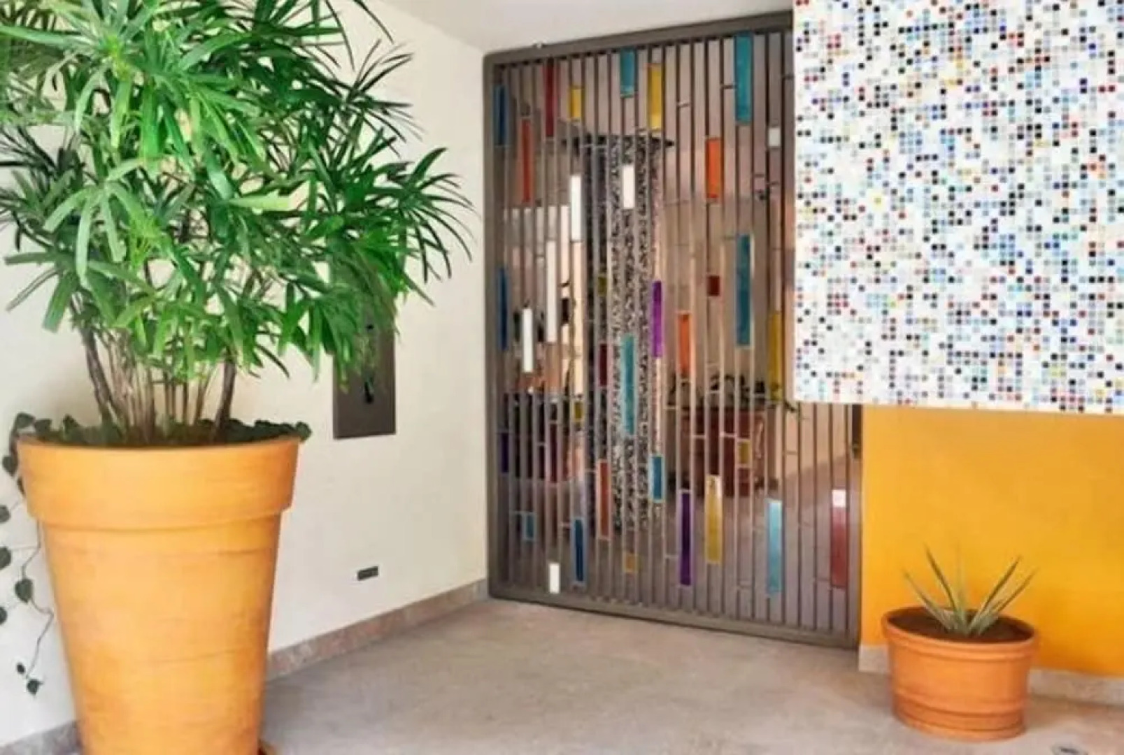 Romantic Zone V177 Studio