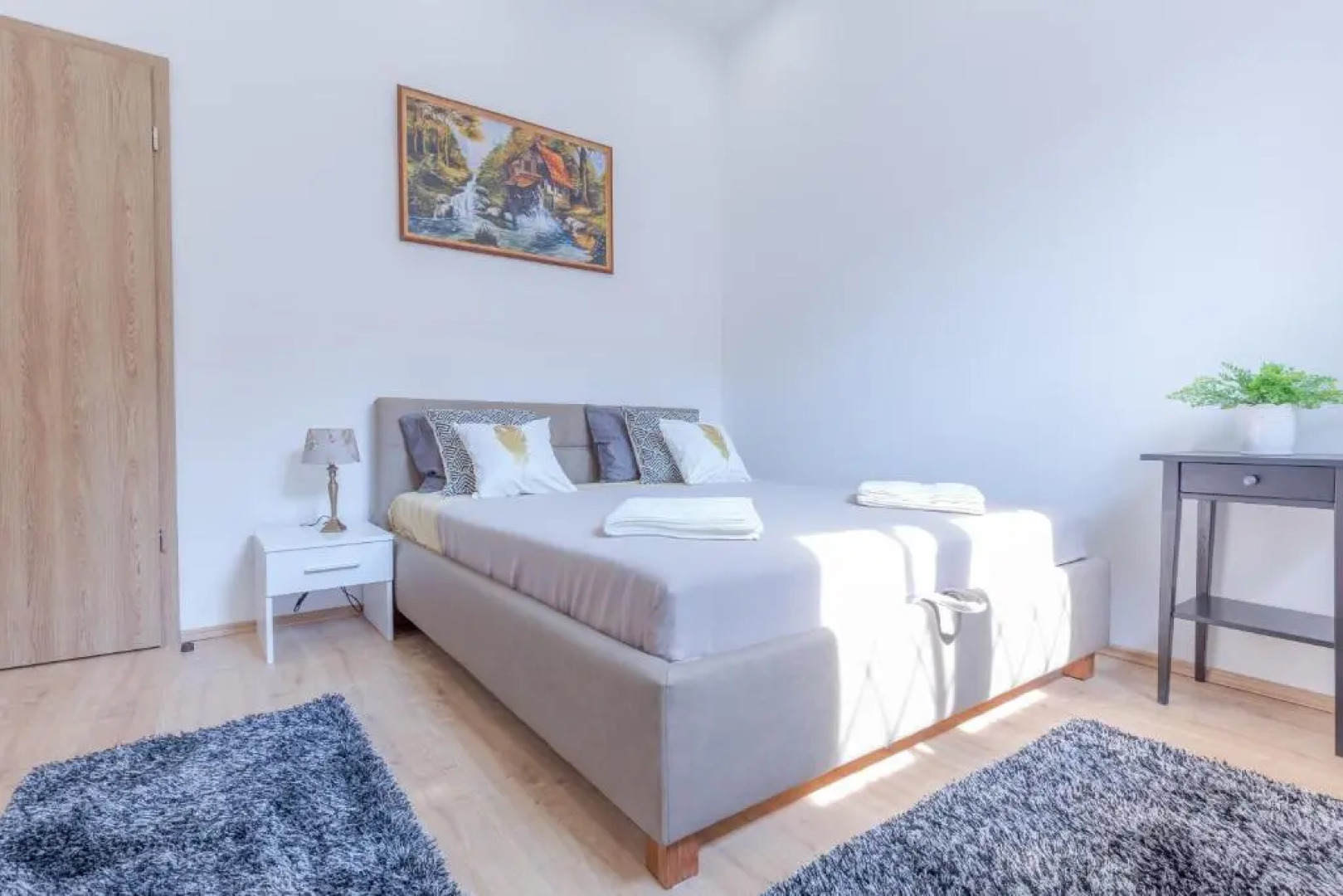 Real Apartments Zoltan