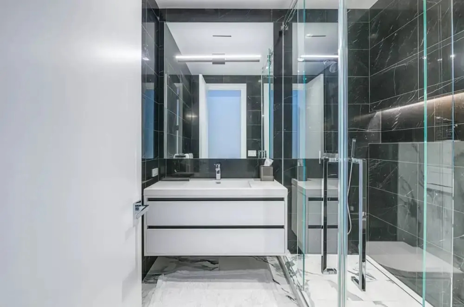 Luxury Villa 7br 7baths With a Private Pool Hamptons