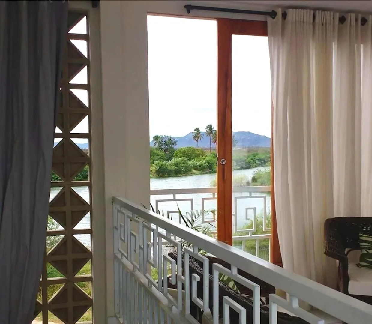 Pousada Varandas do Penedo