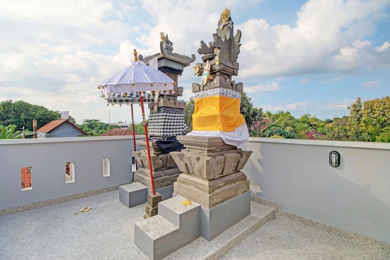 OYO 92952 Nirmala Guest House