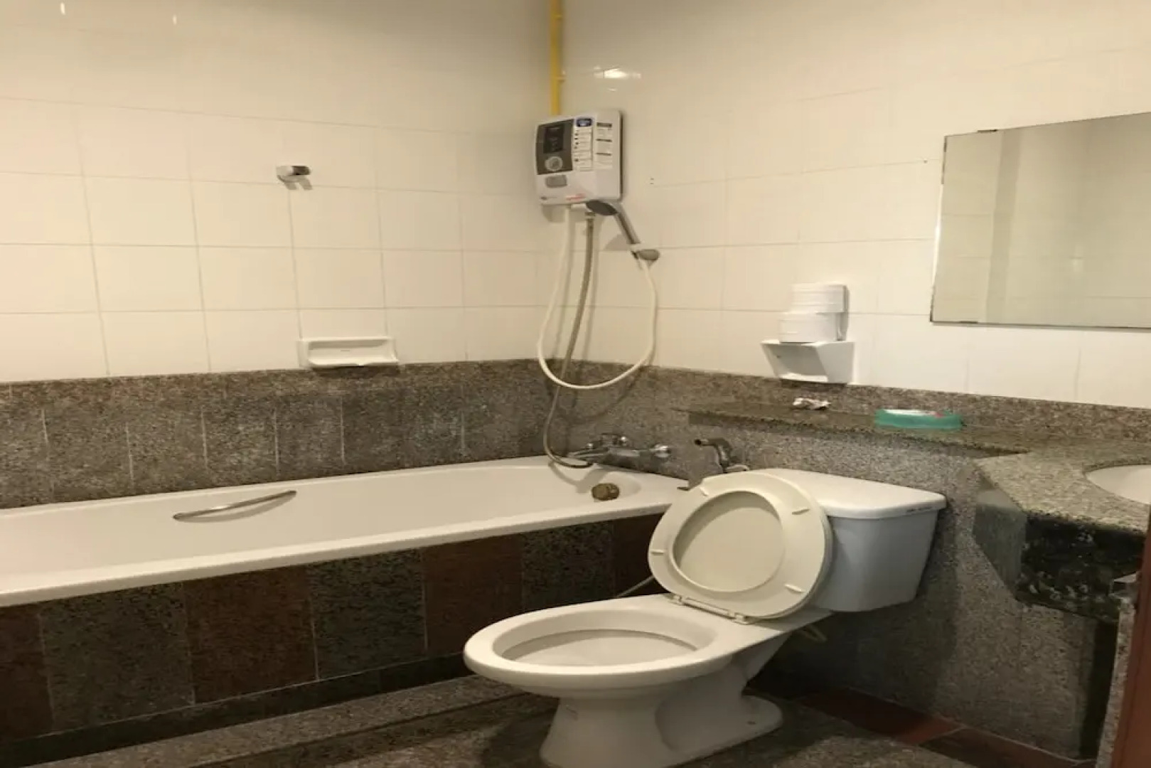 Lopburi Residence 2 And Resort