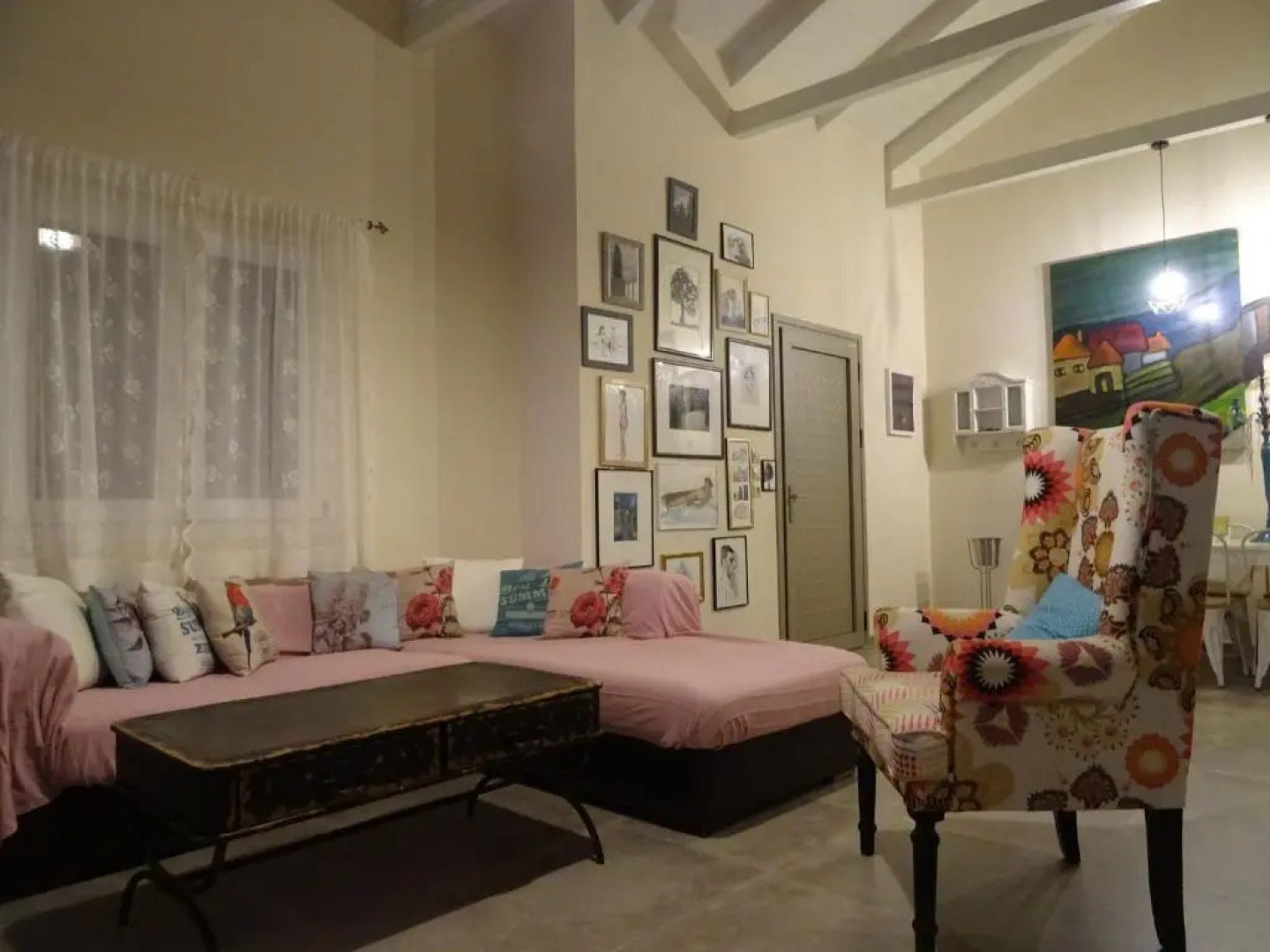 Vasia's Artist's Villa