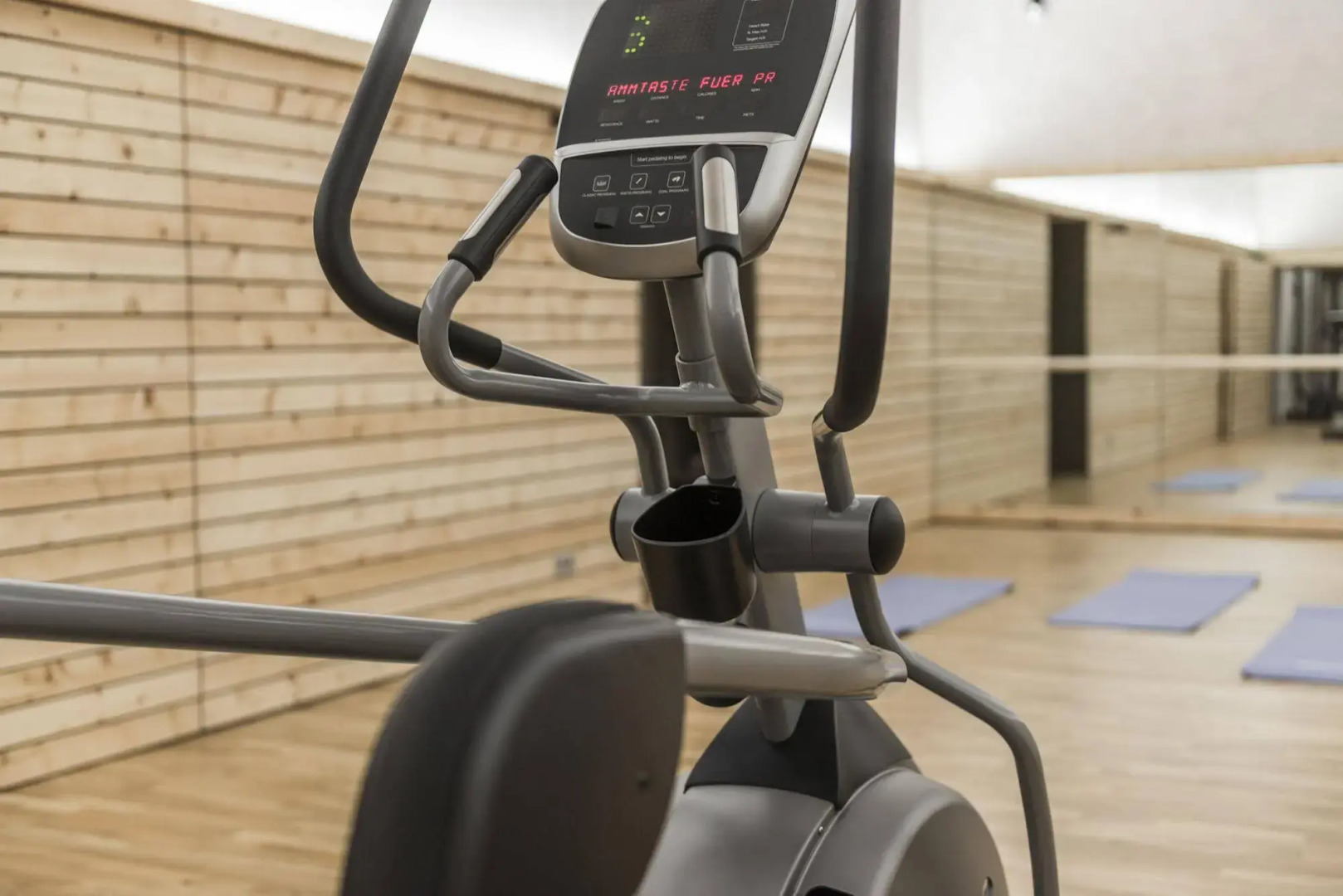 La Paula Apartments & Suites