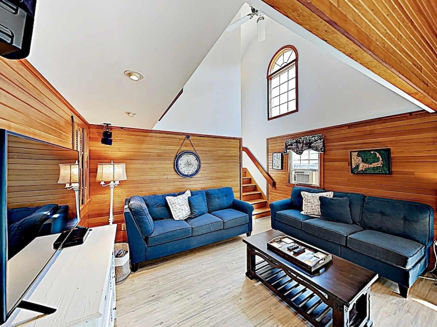 55 West Dennis - 3 Br Home