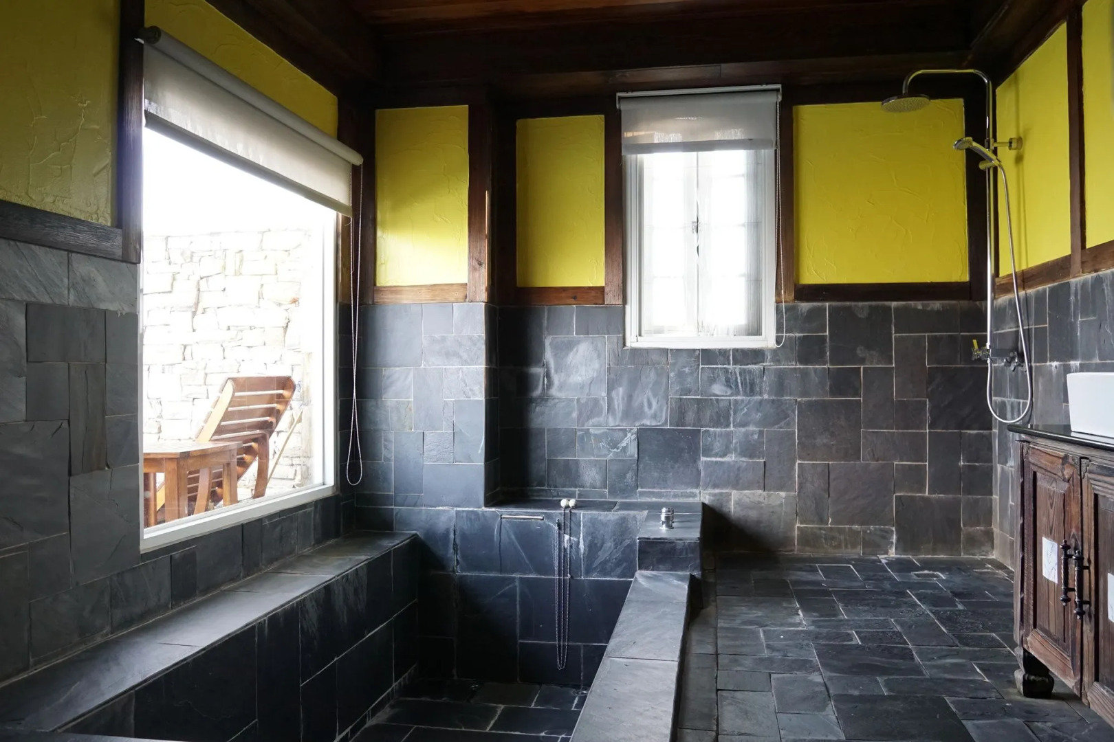 Provence Rose Lodge in Ching Jing