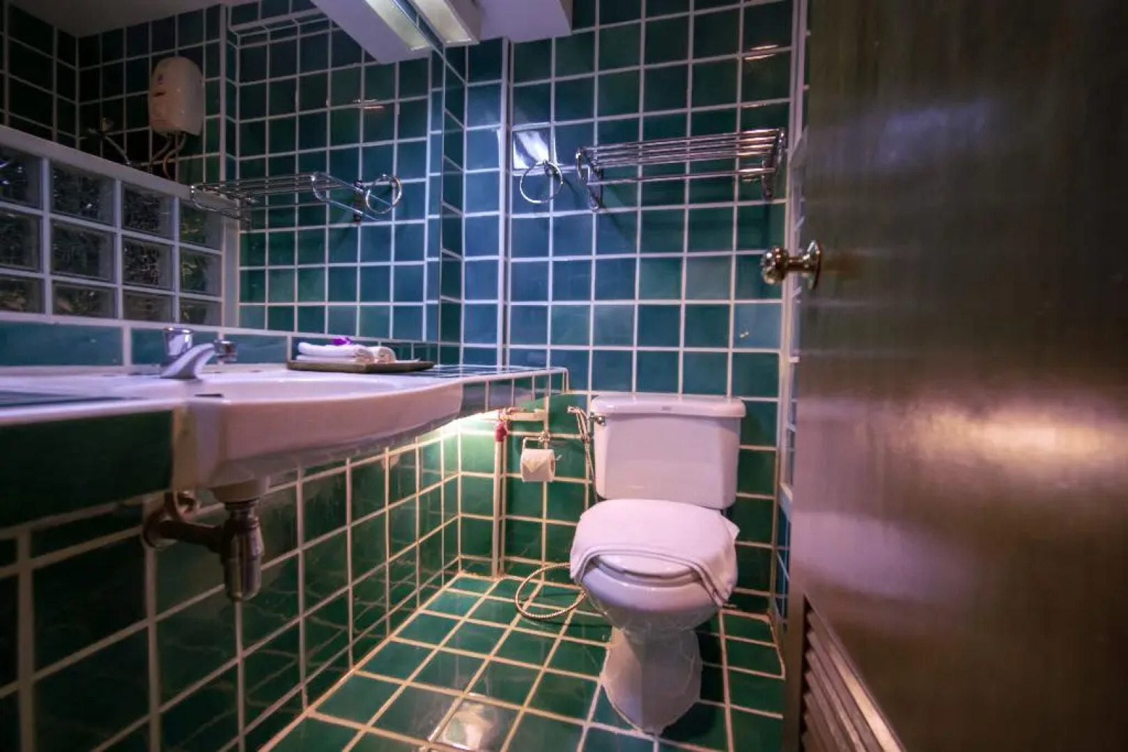 Villa Cha Cha Banglumphu